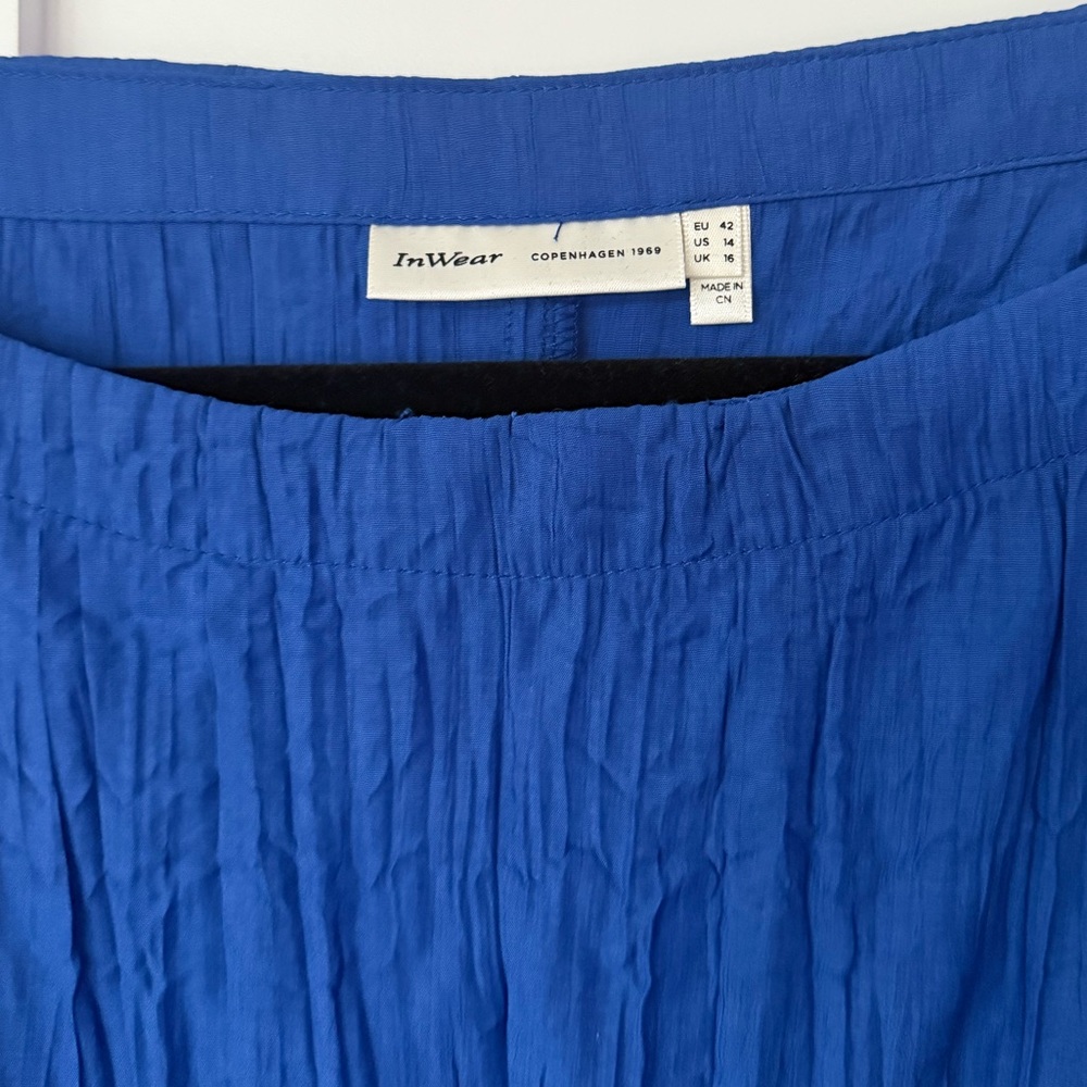 InWear Blue Crinkle Midi Dress